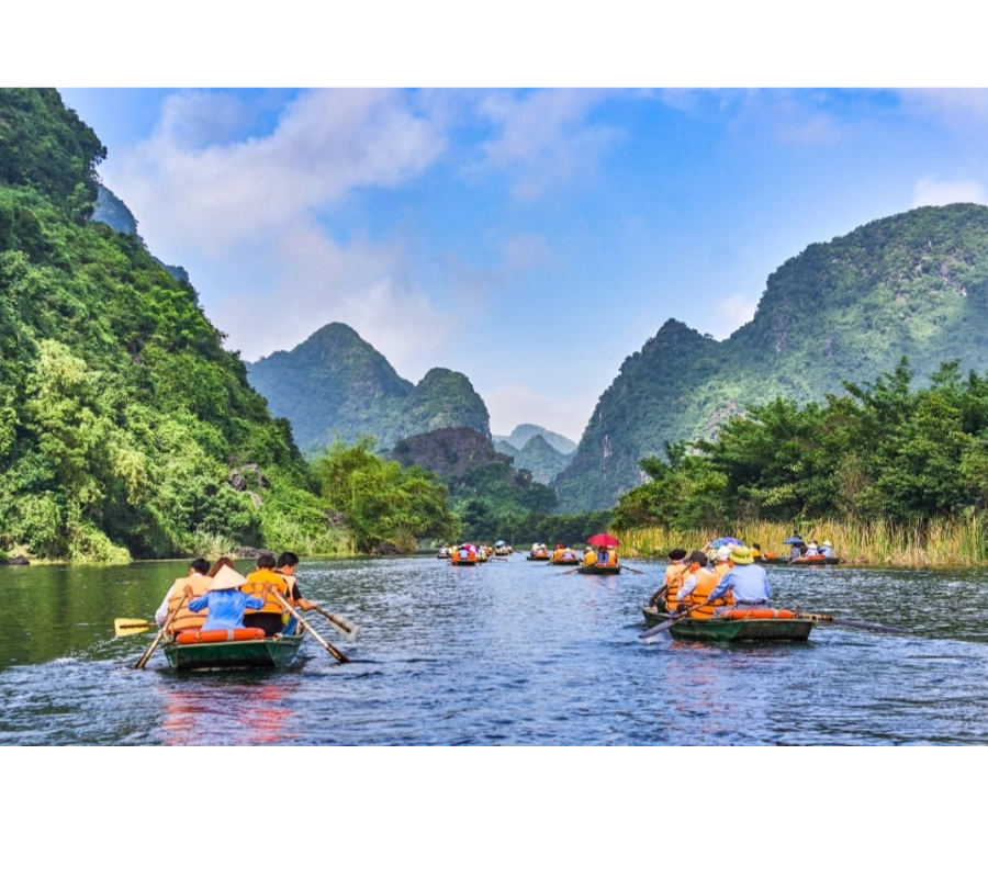 Vietnam End to End Cultural Tour