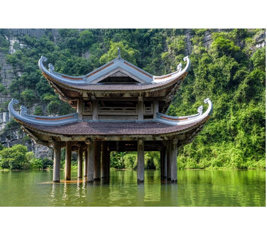 Vietnam End to End Cultural Tour